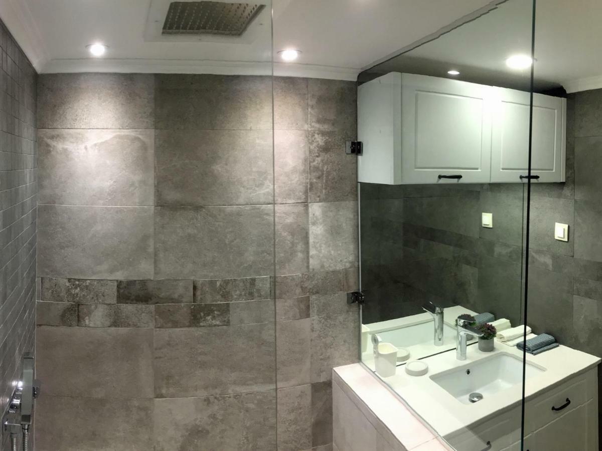 A Luxury Apartment With Patio And Bbq София Экстерьер фото